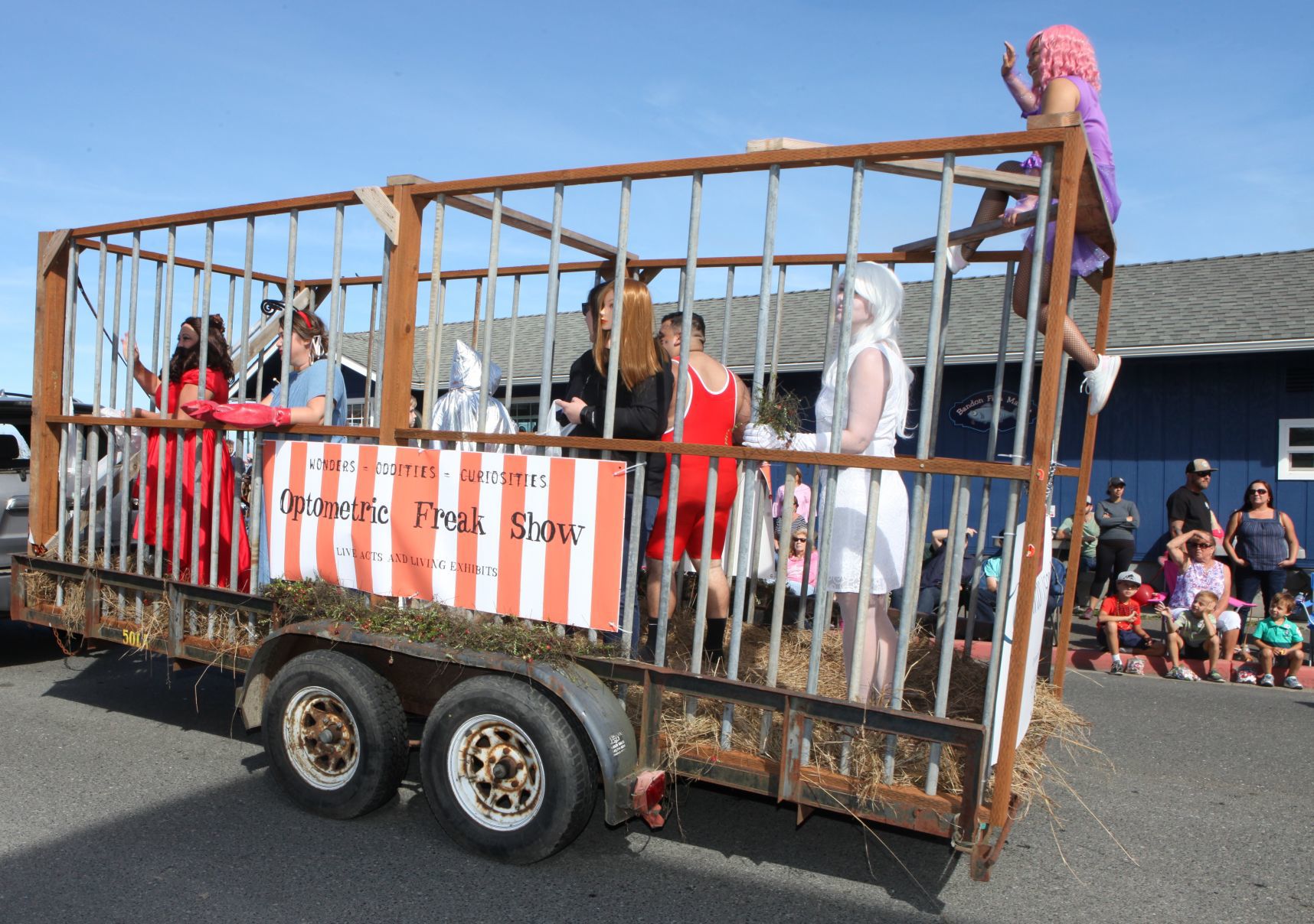 Cranberry Festival Parade - Bandon Vision Center